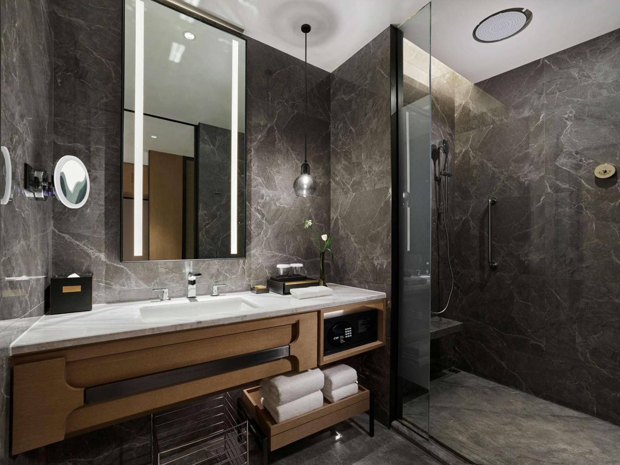 Doubletree By Hilton Chengdu Riverside - Close To Panda Base And Chengdu East Railway Bagian luar foto